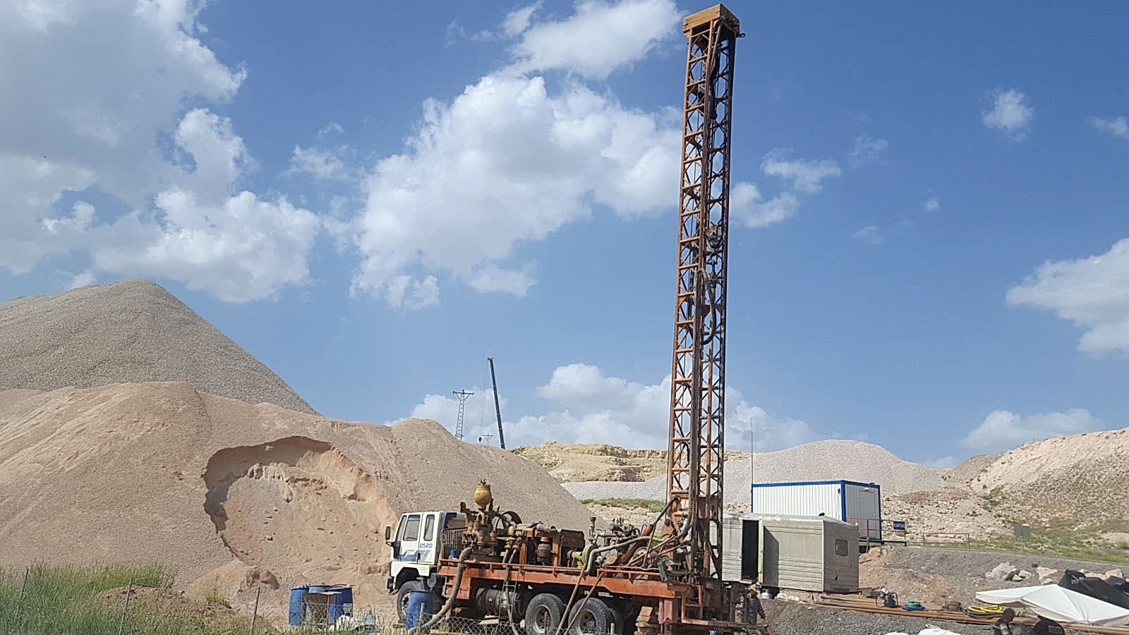 Makine DEMSU 1000 arac